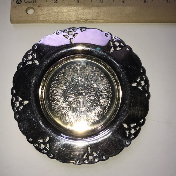 Wm A Rogers Silverplate on copper dishes - Picture 3 of 11